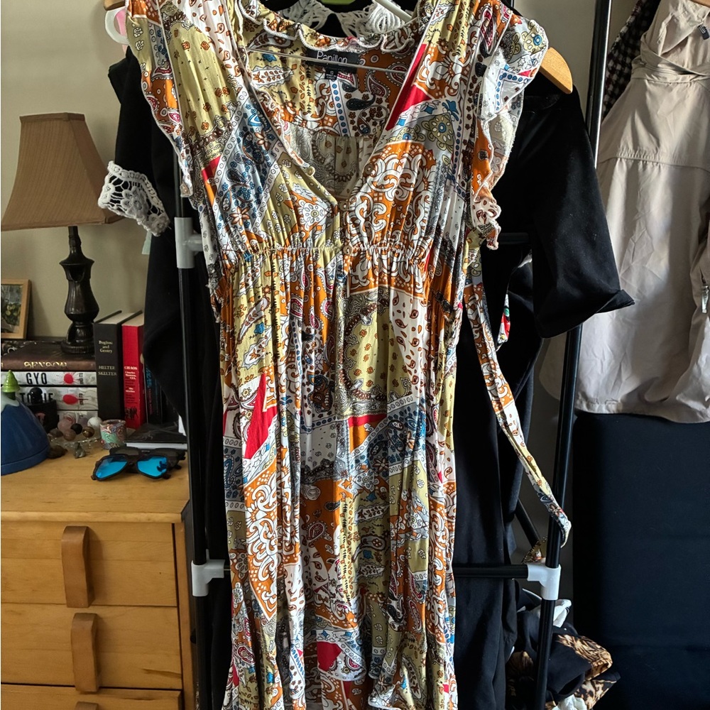 Papillon colourful patterned dress